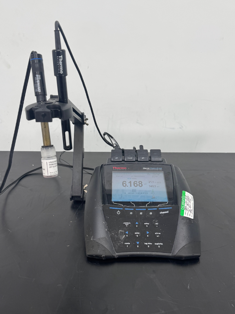 Image of Thermo Orion VersaStar Advanced Electrochemistry Meter
